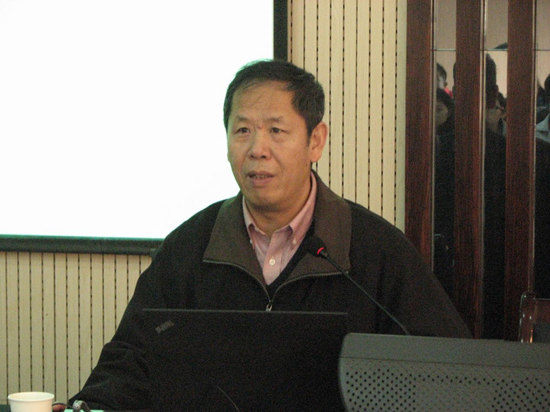 刘恩山教授为公司师生作报告.doc_副本.jpg 刘恩山教授为公司师生作报告.doc_副本.jpg